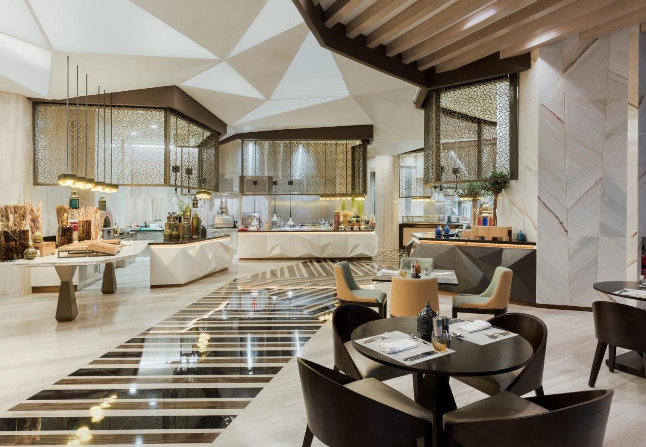 Kempinski Hotel 5*